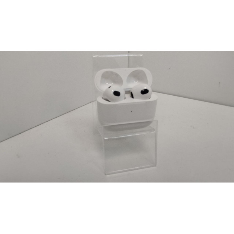 Наушники Беспроводные Внутриканальные Apple AirPods 3            
            б/у