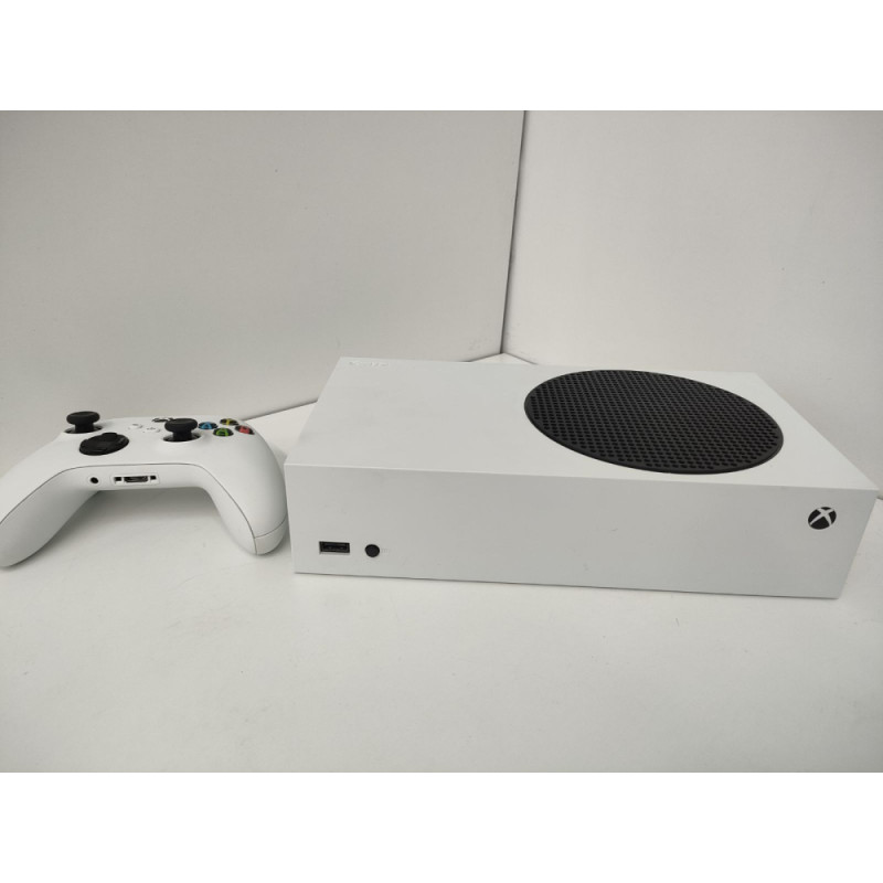 Игровые приставки Microsoft Xbox Series S 512GB            
            б/у
