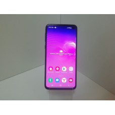 Мобильный телефон Samsung Galaxy S10e 6/128 GB            
            б/у