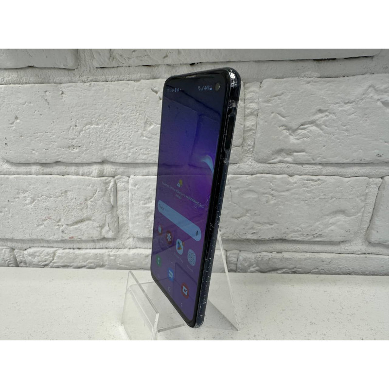 Мобильный телефон Samsung Galaxy S10e 6/128 GB            
            б/у
