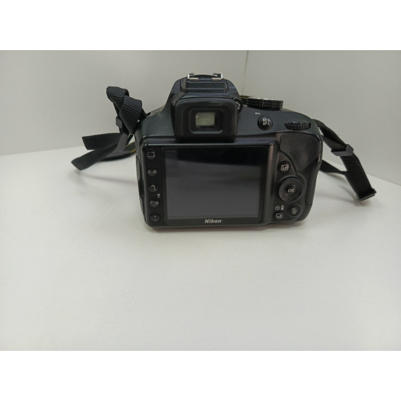 Фотоаппарат зеркальный Nikon D3400            
            б/у