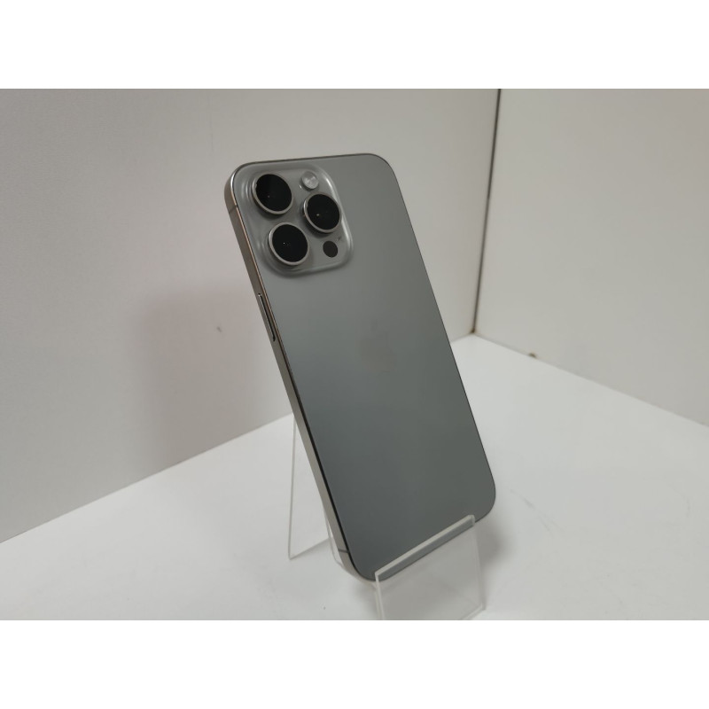 Мобильный телефон Apple iPhone 15 Pro Max 8/256 GB            
            б/у