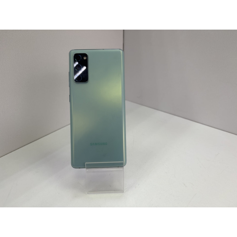 Мобильный телефон Samsung Galaxy S20 FE 8/128 GB            
            б/у