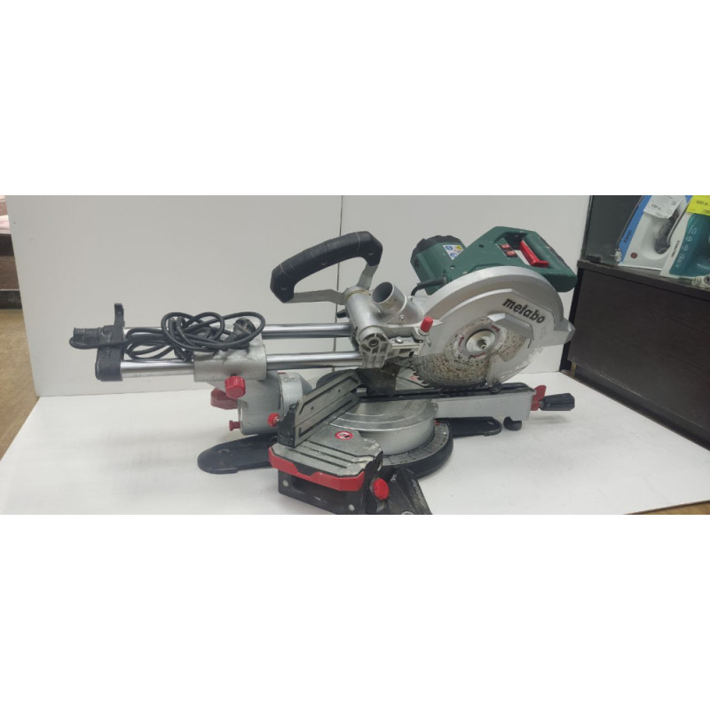 Торцовочная пила Metabo KGS 254 M            
            б/у