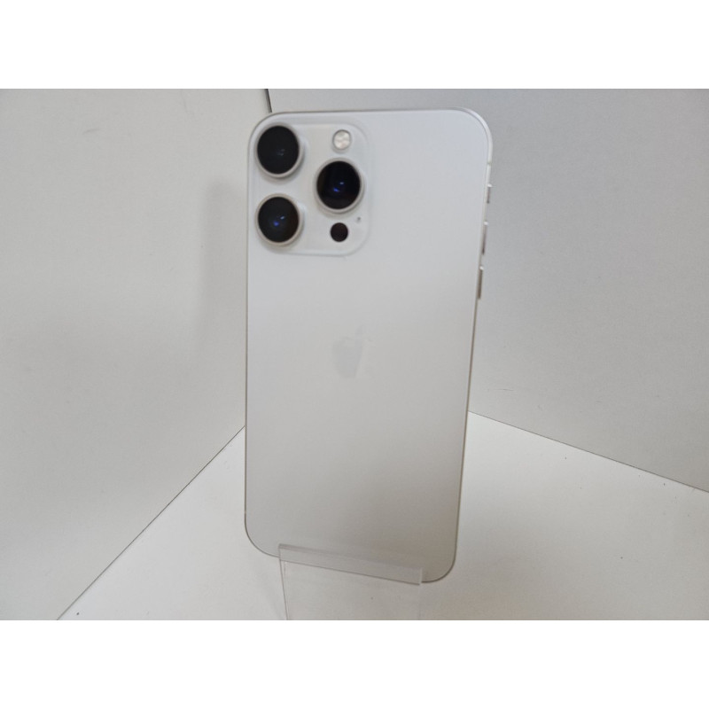 Мобильный телефон Apple iPhone XR в корпусе 15 Pro 3/64 GB            
            б/у