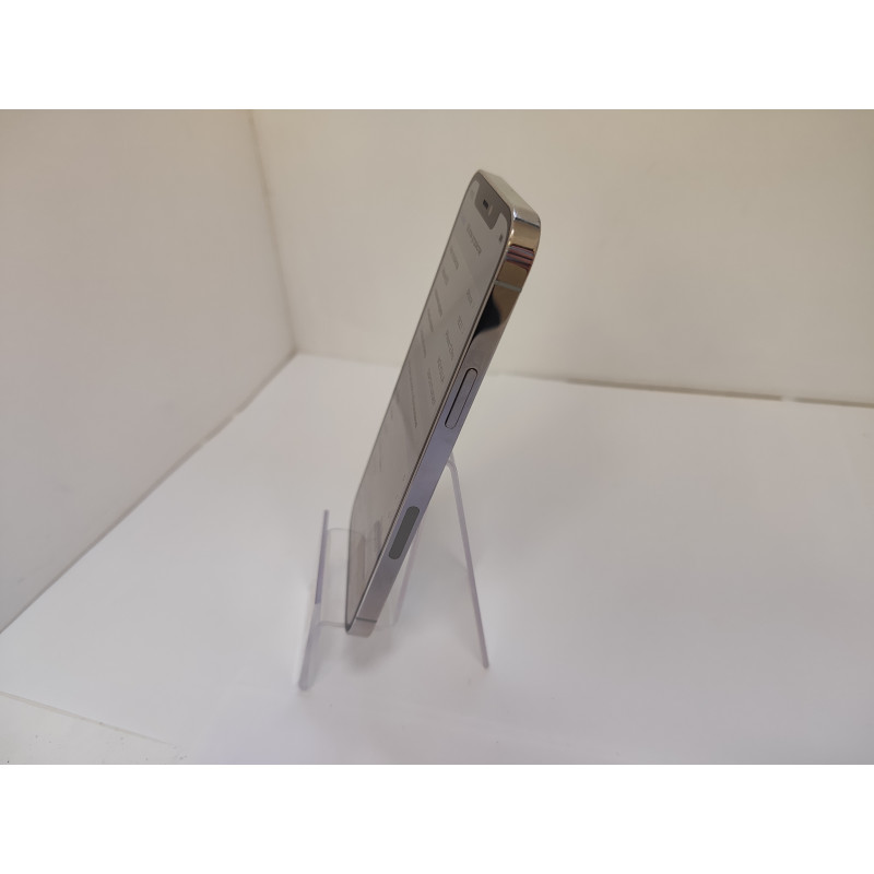 Мобильный телефон Apple iPhone 12 Pro 6/512 GB            
            б/у