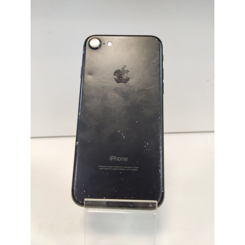 Мобильный телефон Apple iPhone 7 2/32 GB            
            б/у