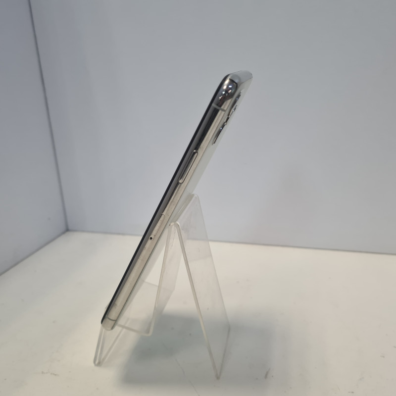 Мобильный телефон Apple iPhone 11 Pro Max 4/512 GB            
            б/у