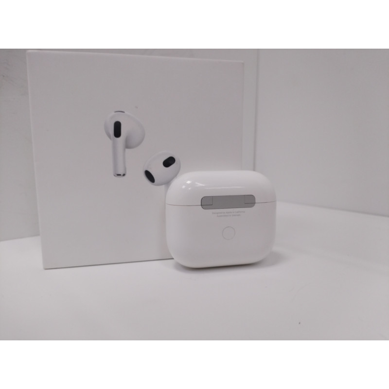 Наушники Беспроводные Внутриканальные Apple AirPods 3            
            б/у