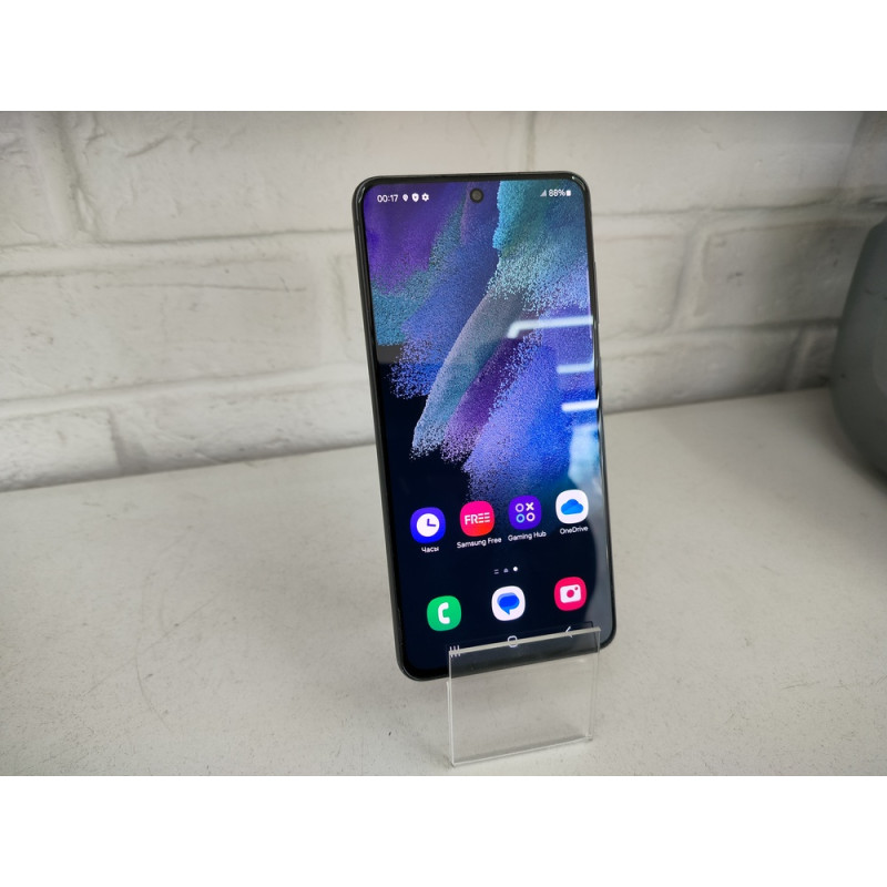 Мобильный телефон Samsung Galaxy S21 FE 6/128 GB            
            б/у
