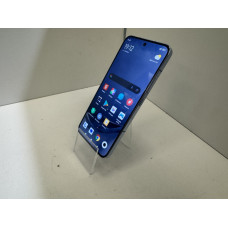 Мобильный телефон Xiaomi 13 12/256 GB            
            б/у
