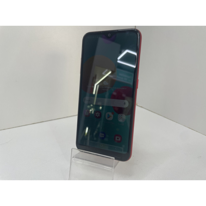 Мобильный телефон Samsung Galaxy M01 (SM-M015F/DS) 3/32 GB            
            б/у