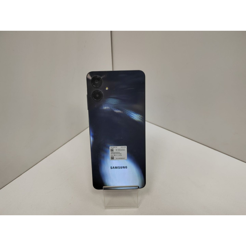 Мобильный телефон Samsung Galaxy A06 4/64 GB            
            б/у