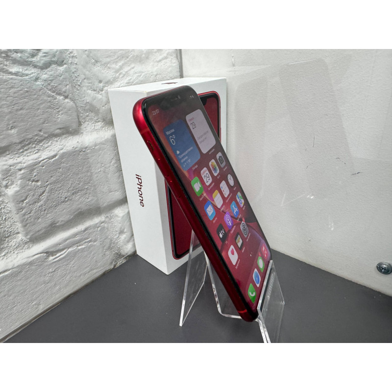 Мобильный телефон Apple iPhone XR 3/256 GB            
            б/у