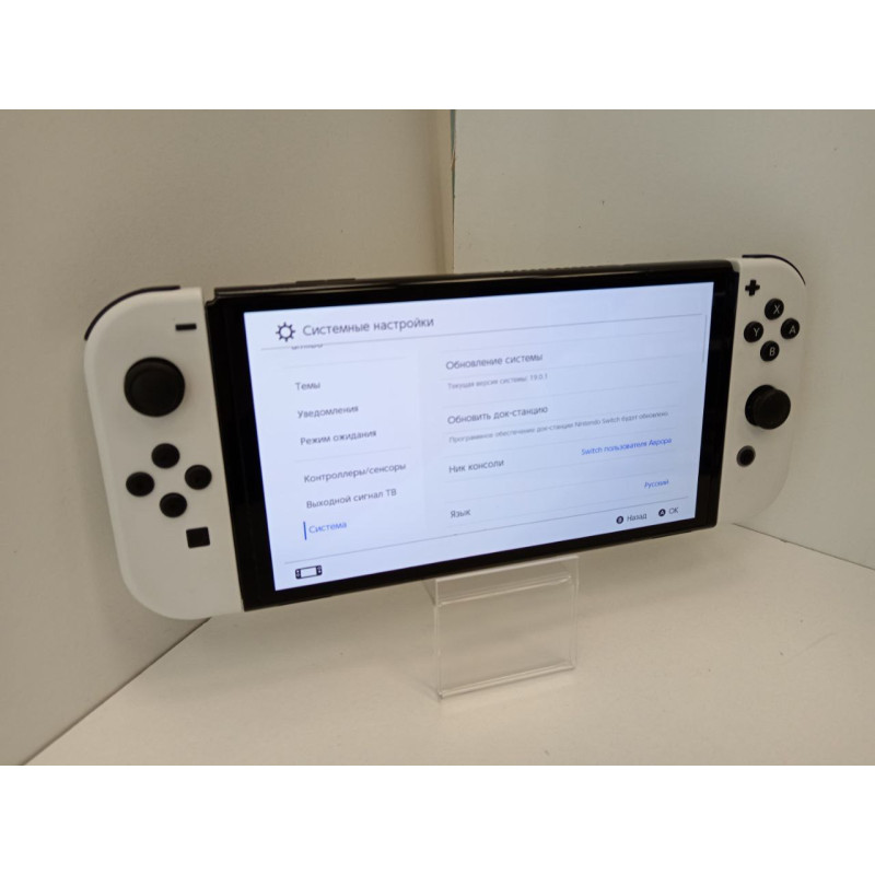 Игровые приставки Nintendo Switch OLED 64GB            
            б/у