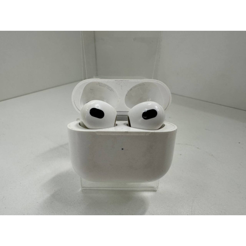 Наушники Беспроводные Внутриканальные Apple AirPods 3            
            б/у