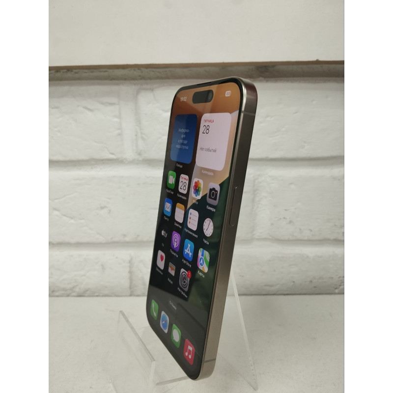 Мобильный телефон Apple iPhone 15 Pro 8/256 GB            
            б/у