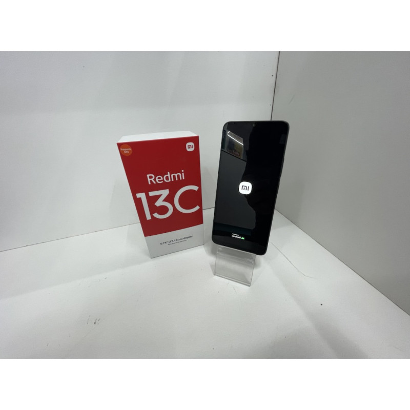 Мобильный телефон Xiaomi Redmi 13C 4/128 GB            
            б/у