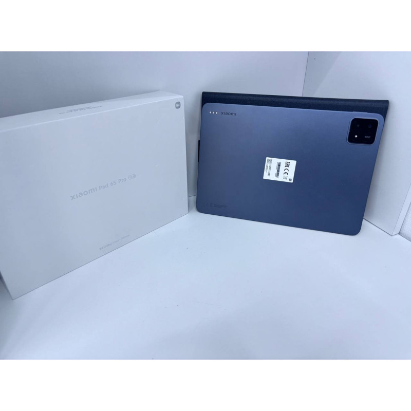 Планшет без SIM-карты Xiaomi Pad 6S Pro 12.4 8/256 GB            
            б/у