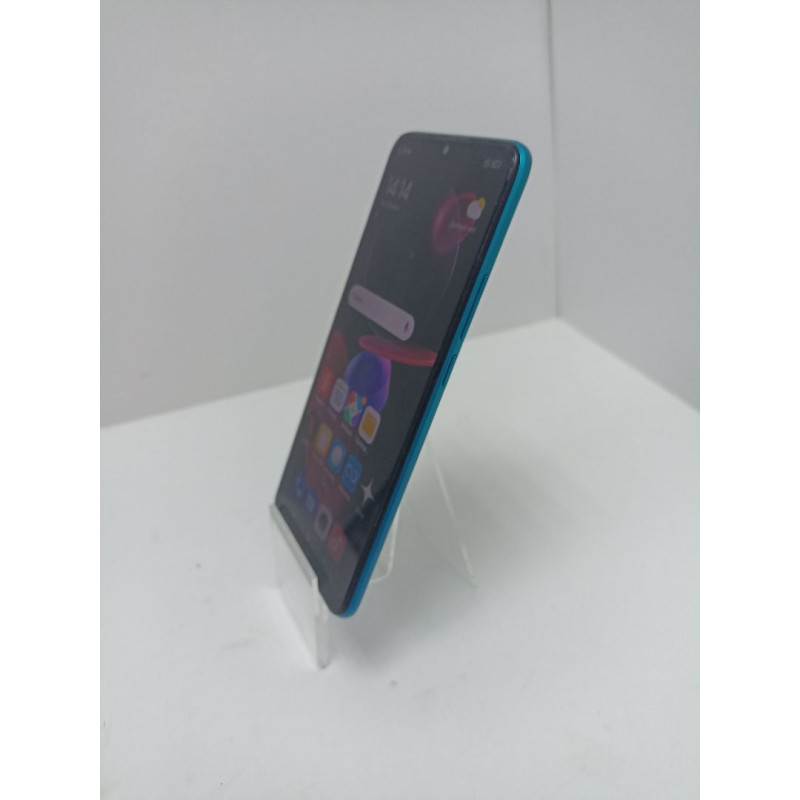 Мобильный телефон Xiaomi Redmi 9 4/64 GB            
            б/у