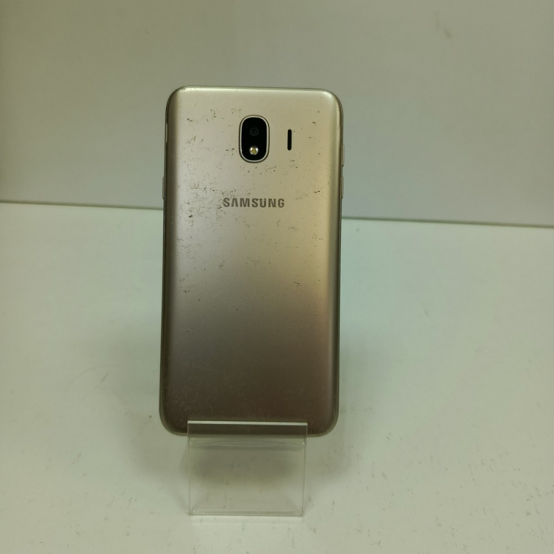 Мобильный телефон Samsung Galaxy J4 (2018) 3/32 GB            
            б/у