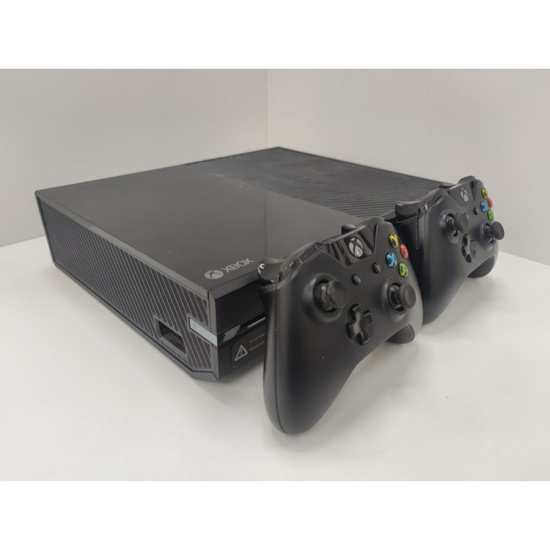 Игровые приставки Microsoft Xbox One 500GB            
            б/у
