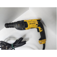Перфораторы DeWALT D25133-Ks            
            б/у
