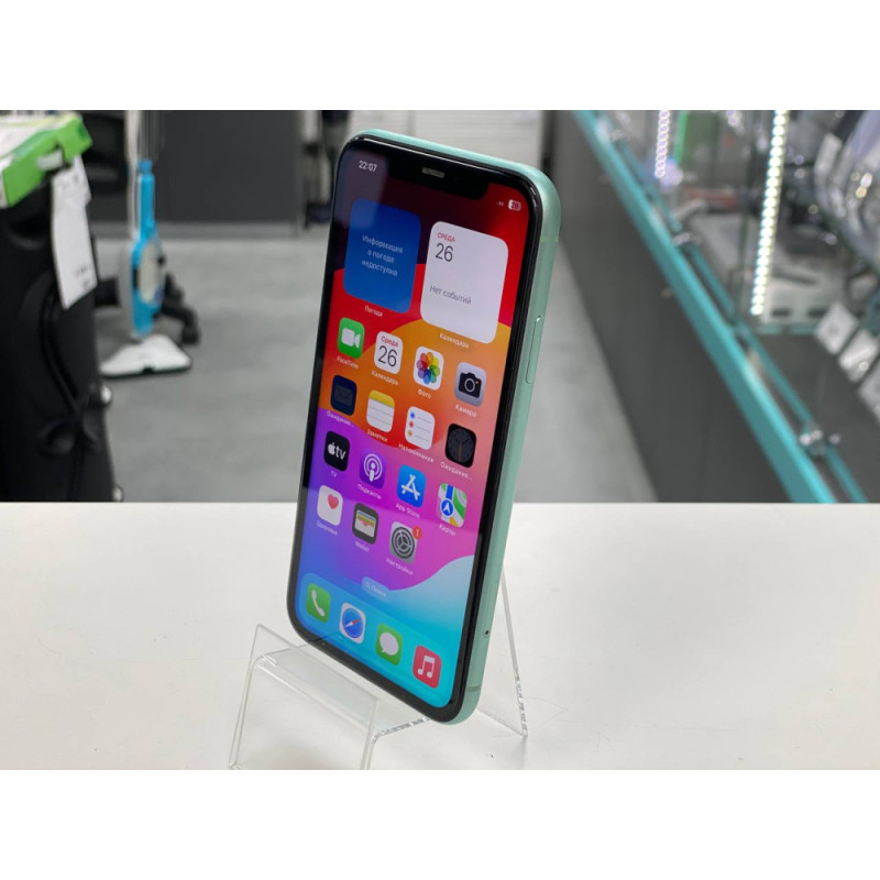 Мобильный телефон Apple iPhone 11 4/128 GB            
            б/у
