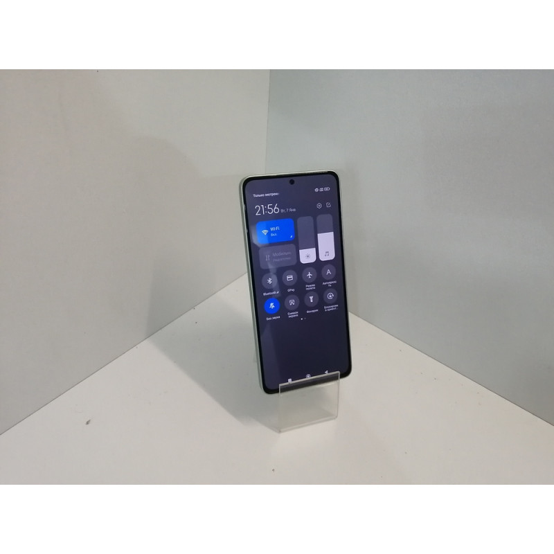 Мобильный телефон Xiaomi Redmi Note 13 8/128 GB            
            б/у