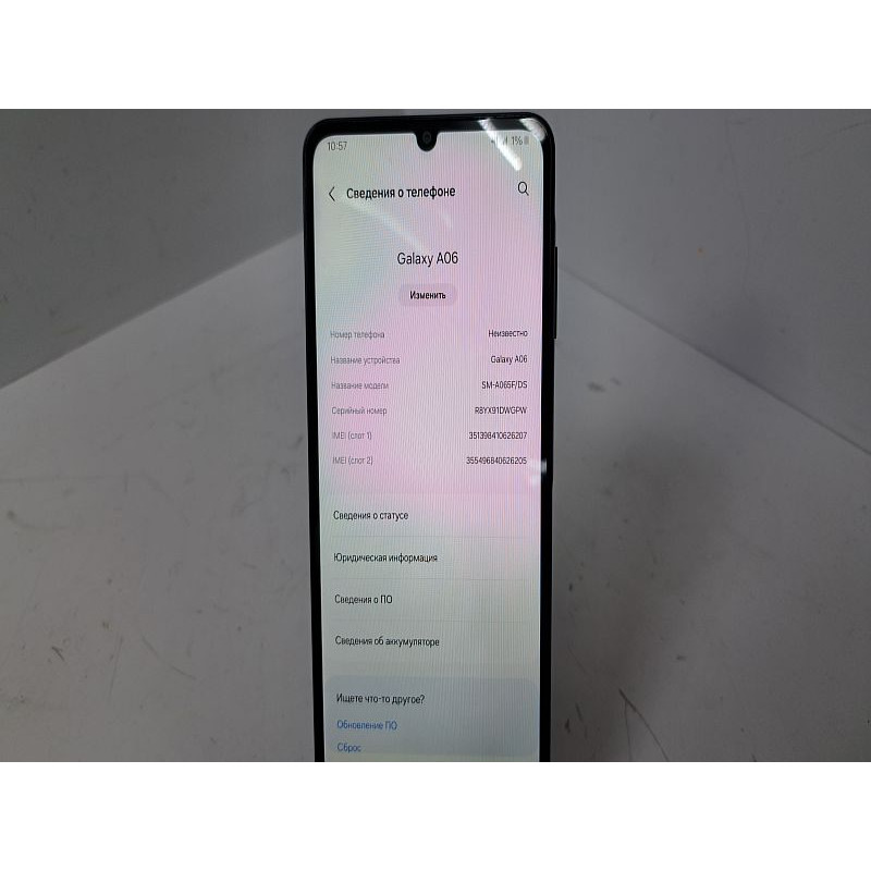 Мобильный телефон Samsung Galaxy A06 4/64 GB            
            б/у