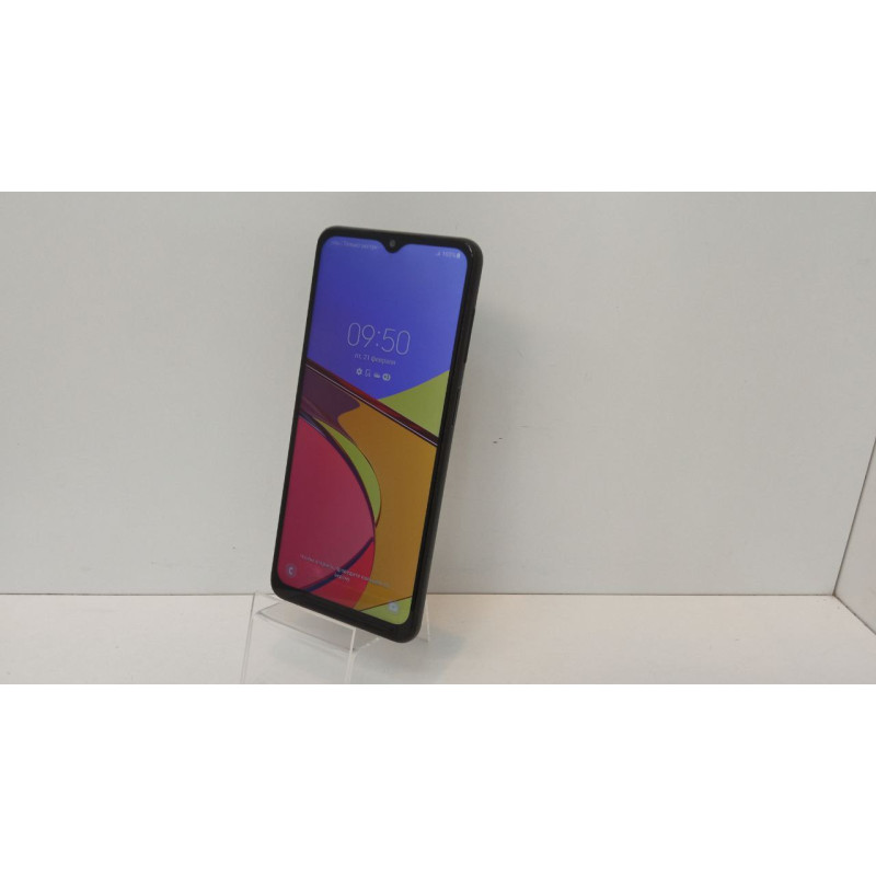 Мобильный телефон Samsung Galaxy A12 3/32 GB            
            б/у