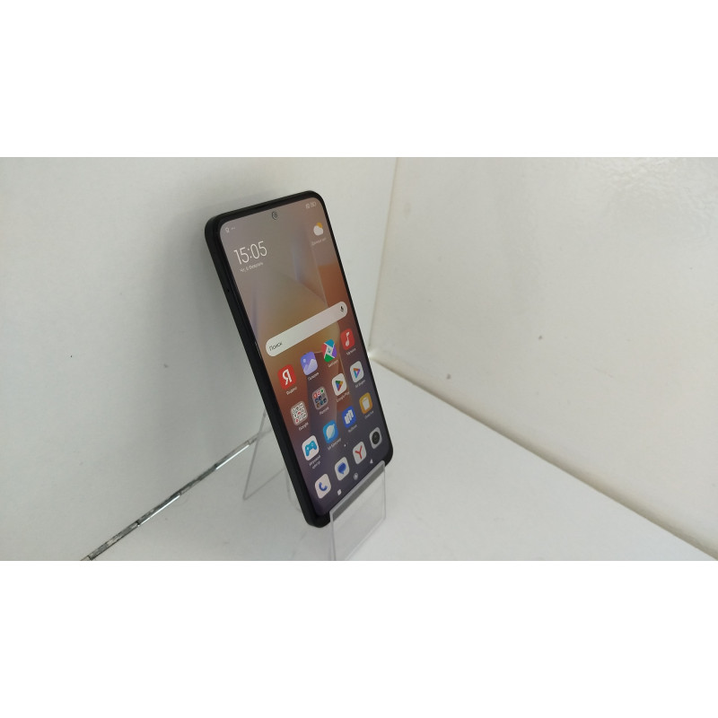 Мобильный телефон Xiaomi Redmi 12 8/256 GB            
            б/у