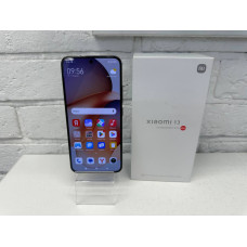 Мобильный телефон Xiaomi 13 12/256 GB            
            б/у
