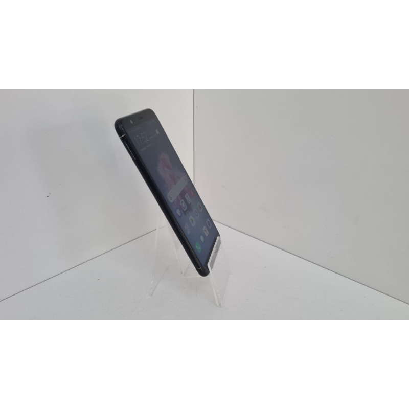 Мобильный телефон Huawei P Smart (2018) 3/32 GB            
            б/у