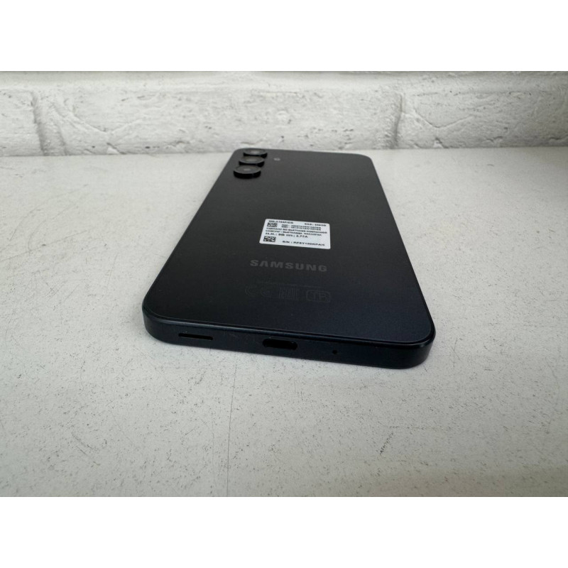 Мобильный телефон Samsung Galaxy A16 8/256 GB            
            б/у