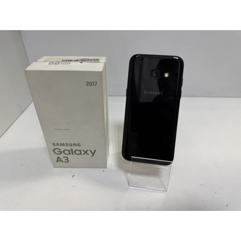 Мобильный телефон Samsung Galaxy A3 (2017) Sm-A320f 2/16 GB            
            б/у
