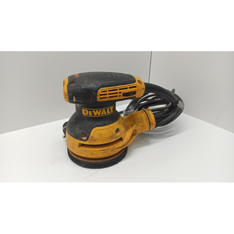 Шлифовальная машина Dewalt DWE 6423            
            б/у