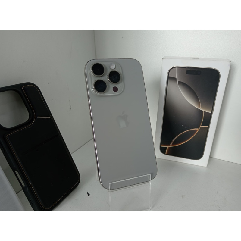 Мобильный телефон Apple iPhone 16 Pro 8/256                        б/у