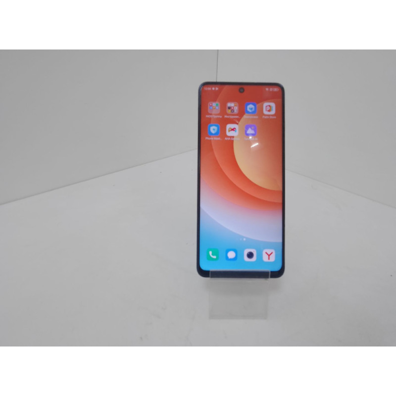 Мобильный телефон Tecno Camon 19 Pro 8/128 GB            
            б/у