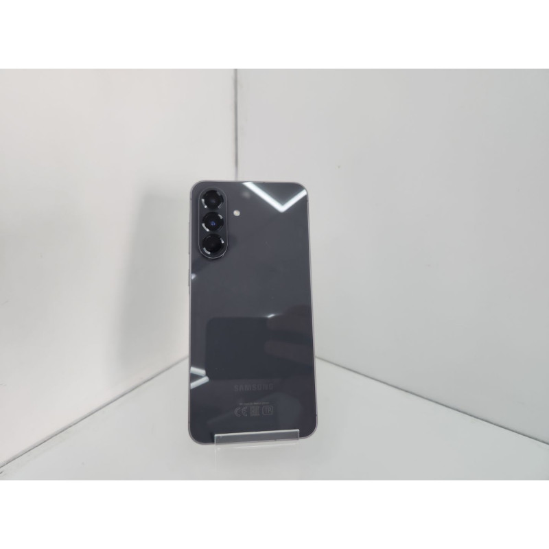 Мобильный телефон Samsung Galaxy A56 8/128 GB            
            б/у