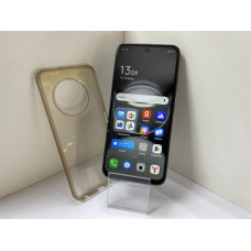 Мобильный телефон Tecno Spark 30C 4/128 GB            
            б/у