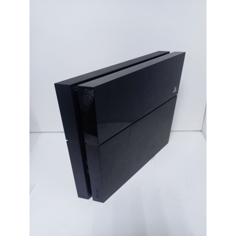 Игровые приставки Sony Playstation 4 500GB (CUH-1008A)            
            б/у