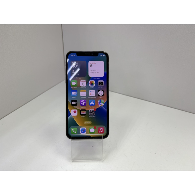 Мобильный телефон Apple iPhone X 3/64 GB            
            б/у