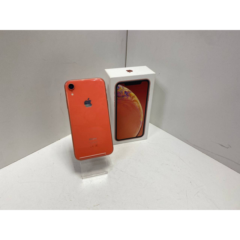 Мобильный телефон Apple iPhone XR 3/128 GB            
            б/у