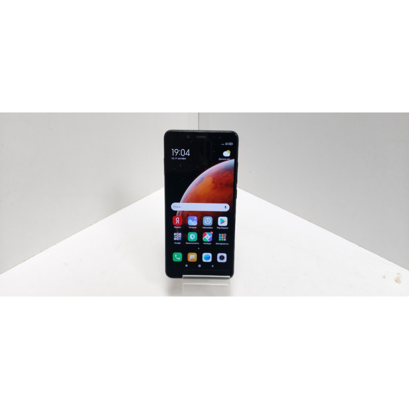 Мобильный телефон Xiaomi Redmi Note 5 3/32 GB.            
            б/у
