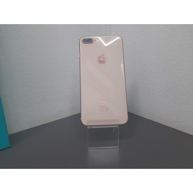Мобильный телефон Apple iPhone 8 Plus 3/64 GB            
            б/у