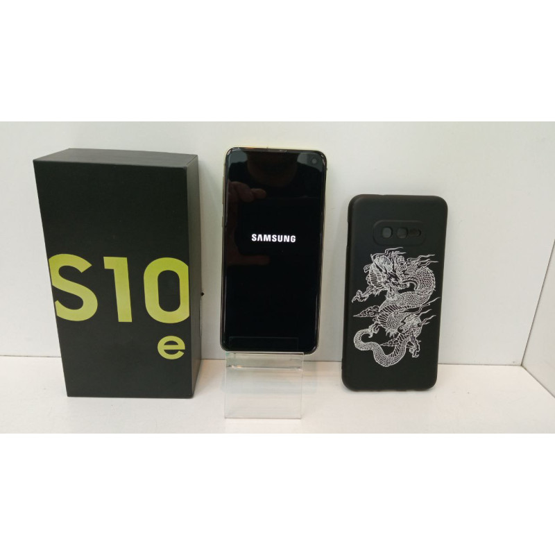 Мобильный телефон Samsung Galaxy S10e 6/128 GB            
            б/у