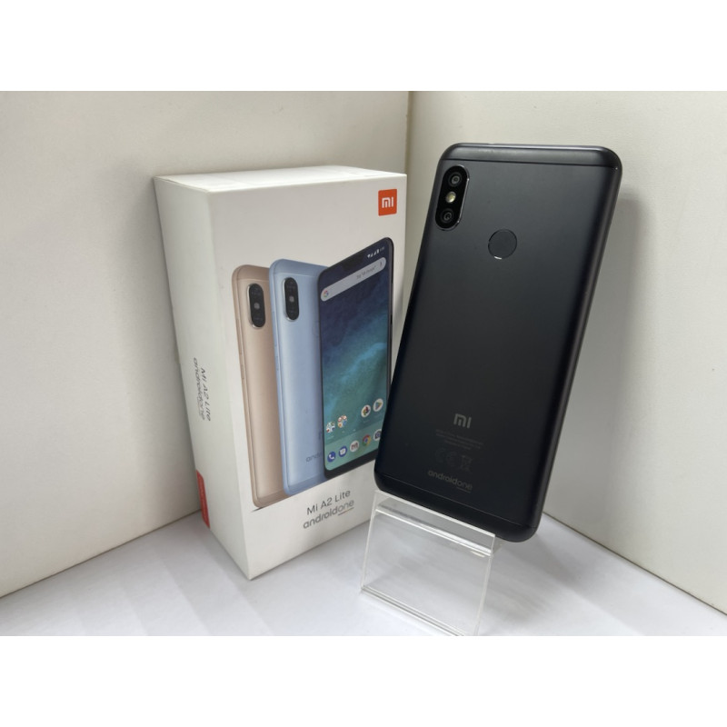 Мобильный телефон Xiaomi Mi A2 Lite 3/32 GB            
            б/у