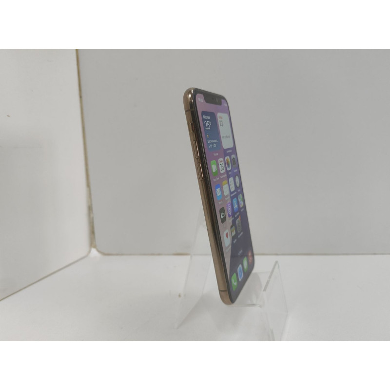 Мобильный телефон Apple iPhone 11 Pro 4/64 GB            
            б/у