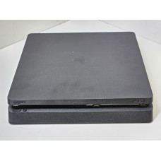 Игровые приставки Sony Playstation 4 SLIM 500GB (CUH-2216A)            
            б/у